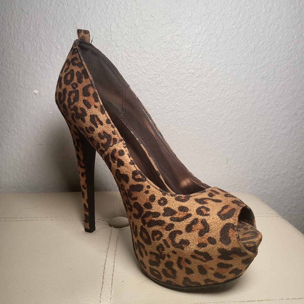 Cheetah high heel